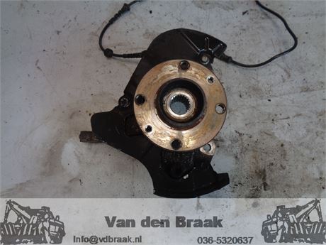 Fiat Panda 1.2 2003-2013 Fusee rechts voor