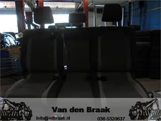 Volkswagen Amarok 2016-2021 Achterbank