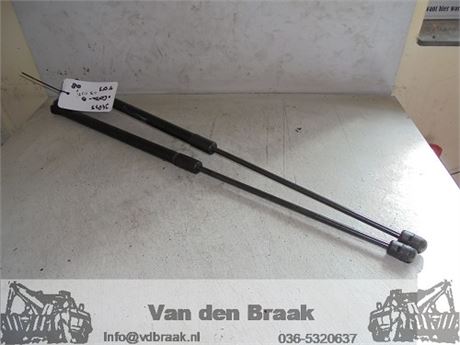 Opel Corsa 2006-2011 Gasveren achterklep