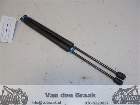Volkswagen Passat Variant 2005-2010 Gasveren achterklep