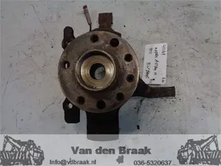 Opel Astra 1.8 16V 2004-2010 Fusee links voor met lager