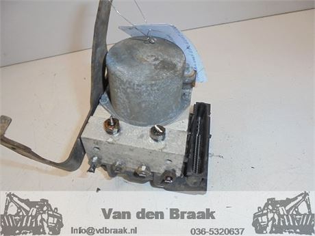 Kia Cee'd 1.6 16V 2006-2009 ABS Pomp