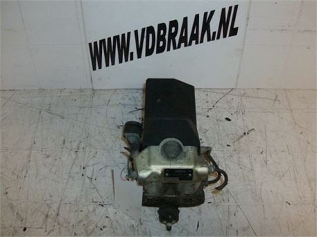 Bmw 320 E30 1987 tot 1990 0265200040 A.B.S pomp