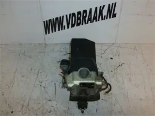 Bmw 320 E30 1987 tot 1990 0265200040 A.B.S pomp