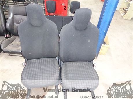 Toyota iQ 2009-2014 Stoffen interieur