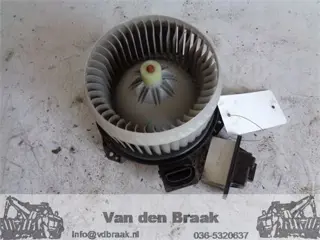 Suzuki Swift 2005-2010 Kachelmotor en weerstand