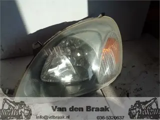 Toyota Yaris 1999-2003 Koplamp links electrisch verstelbaar