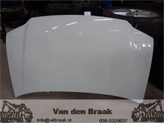 Volkswagen Caddy 2004-2010 Motorkap