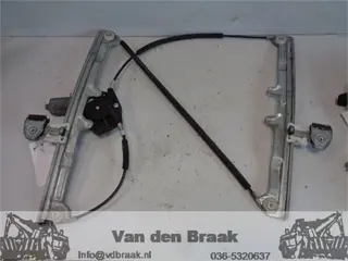 Mitsubishi Colt 3 deurs 2004-2008 Raammechaniek links