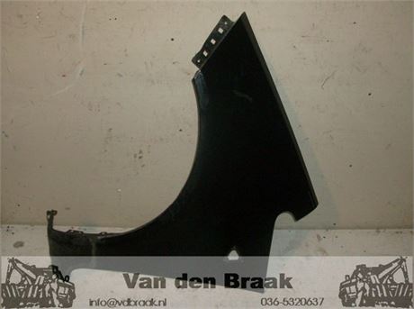 Mitsubishi Colt 3 deurs 2004-2008 Scherm links voor