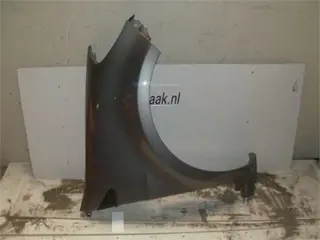 Renault Clio 2009-2012 Spatbord rechts voor