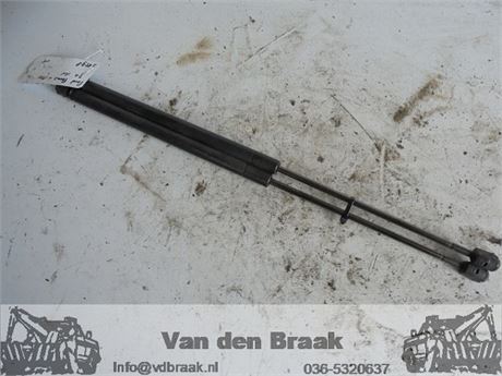 Ford Focus C-Max 2003-2007 Gasveren achterklep