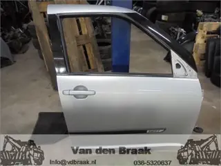 Suzuki Swift 5 drs 2005-2010 Deur rechts voor