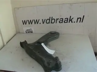 Skoda Fabia ST 1.2 Tsi 2010-2014 draagarm links voor