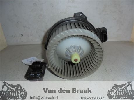Suzuki Swift 2005-2010 Kachelmotor en weerstand