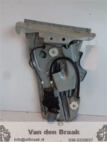 Peugeot 307 CC 2003-2009 Raammechaniek rechts achter