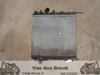 Peugeot 207 SW 1.4 16V VTi 2007-2013 Radiateur