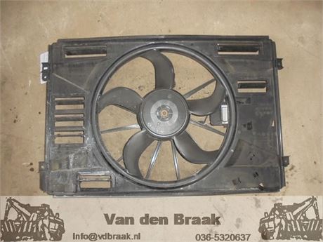 Volkswagen Golf 1.6 TDi 2008-2012 Koelfan met airco