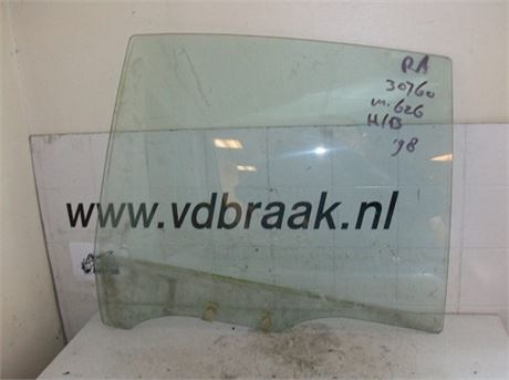 Mazda 626 hb 1997-2002 Portierruit rechts achter