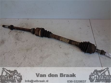 Citroen C4 1.6 16V 2004-2008 Aandrijfas rechts voor