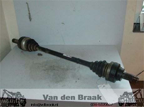 BMW 1-serie F20 116D 1.6 2011-2015 Aandrijfas rechts