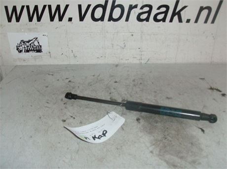 Audi A1 2010-2015 Gasveer motorkap