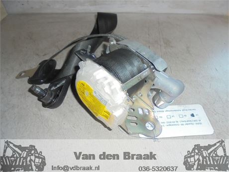 Hyundai i30 CW 2008-2012 Gordelspanner links voor