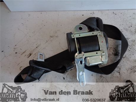 Volkswagen Polo 3 drs 2005-2009 Gordelspanner links voor