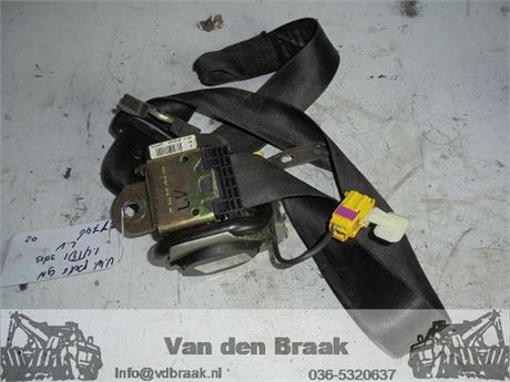 Volkswagen Polo 3 drs 2001-2005 Gordelspanner links voor