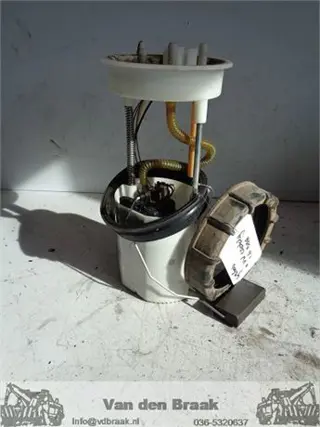 Volkswagen Caddy 1.6 2004-2010 Electrische benzinepomp