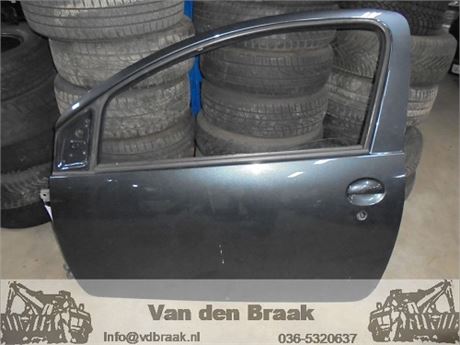 Toyota Aygo 3drs 2005-2014 Deur links