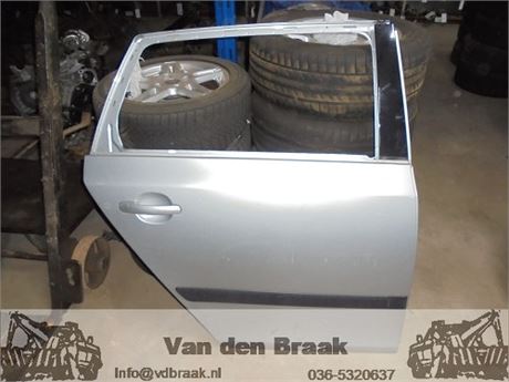 Skoda Fabia Combi 2008-2015 Deur rechts achter