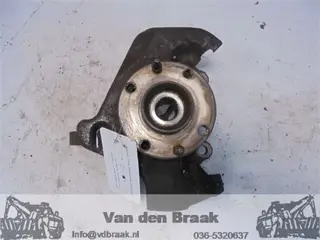 Peugeot Bipper 1.4 HDi 2008-2010 Fusee rechts voor