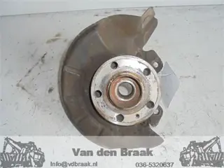 Skoda Fabia Combi 1.2 TSi 2008-2014 Fusee rechts voor