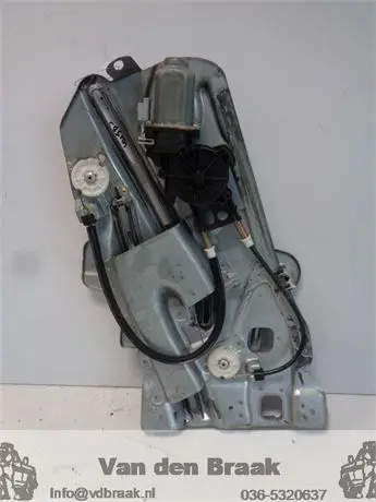 Peugeot 307 CC 2003-2009 Raammechaniek rechts achter