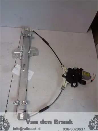 Kia Picanto 5 drs 2011-2017 Raammechaniek rechts voor electrisch
