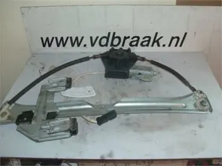 Chrysler PT Cruiser 2000-2010 Elec raammechaniek links voor