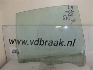 Mazda 626 hb 1997-2002 Portierruit links achter