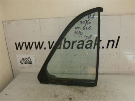 Mazda 626 hb 1997-2002 driehoeksruit rechts achter portier