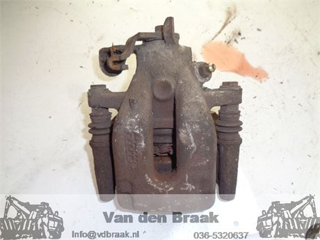 Peugeot 307 2001-2007 Remklauw rechts achter