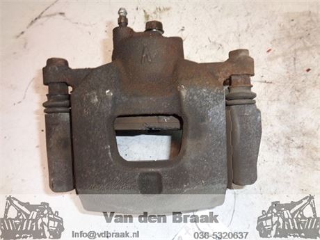 Toyota iQ 2009-2014 Remklauw rechts voorzijde