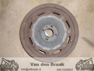 Peugeot 206 Cabriolet 2001-2007 Stalen velg 15 inch