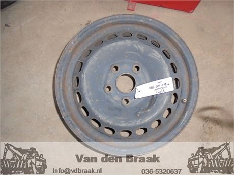 Volkswagen Passat 1996-2005 15 Inch Stalen velg