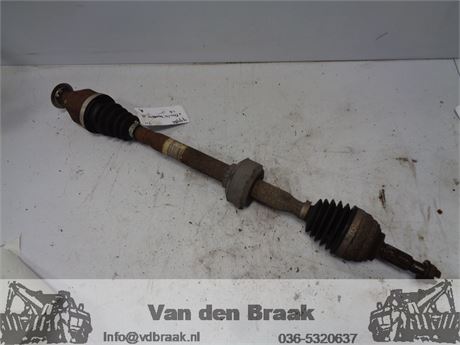 Dacia Sandero 1.6 8V 2008-2012 Aandrijfas rechts