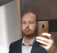 Allereerst, als je geen man bent, leuk, maar je mag verder zoeken.