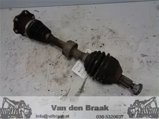 Volkwagen Polo 9N3 1.4 TDi 2005-2009 Aandrijfas links voor