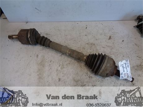 Renault Espace 2.0 16V Turbo 2002-2006 Aandrijfas links voor