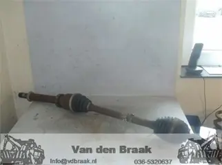 Renault Clio 1.2 16V 2009-2012 Aandrijfas rechts voor