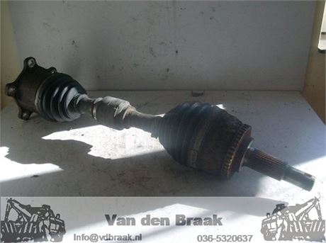 Nissan X-Trail 2.2 DCi 2004-2007 Aandrijfas rechts