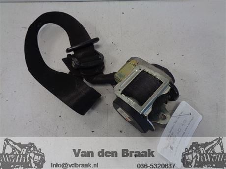 Mercedes E-Klasse W211 2003-2006 Gordelspanner links voor
